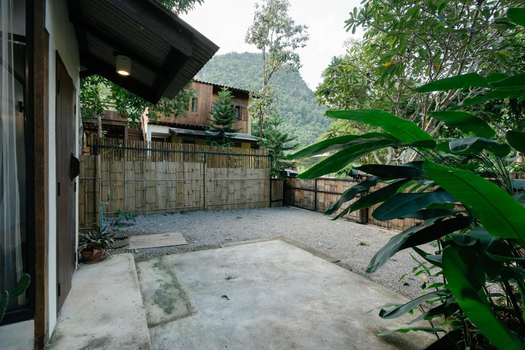Ashi Guesthouse Chiangdao Chiang Dao Exterior foto